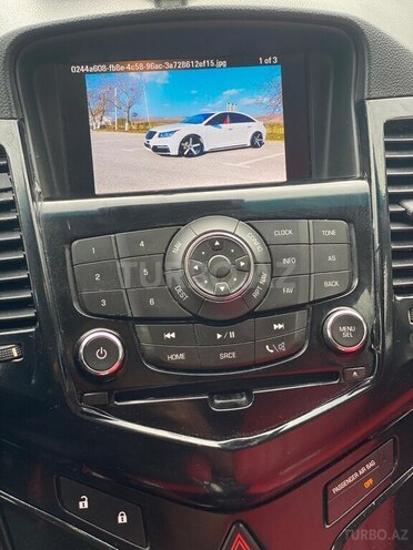 Chevrolet Cruze-11