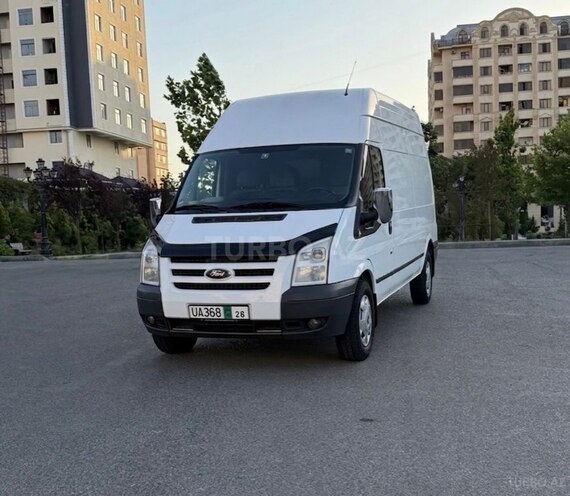 Ford Transit-2