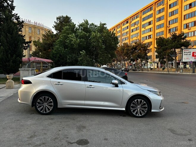 Toyota Corolla-4
