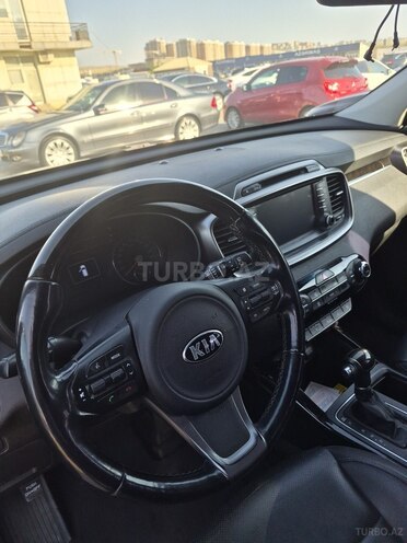 Kia Sorento-9