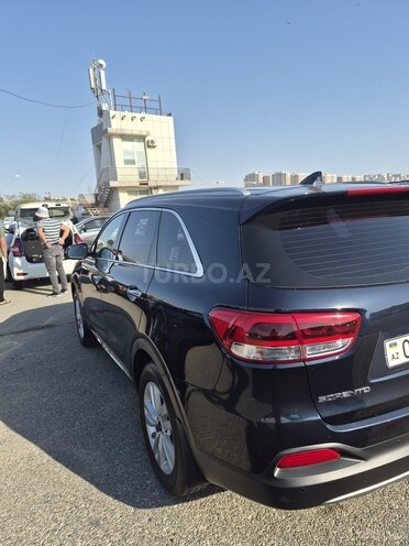 Kia Sorento-8