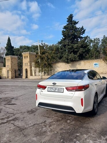 Kia K5-8