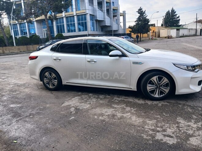 Kia K5-10