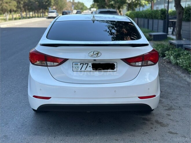 Hyundai Avante-7