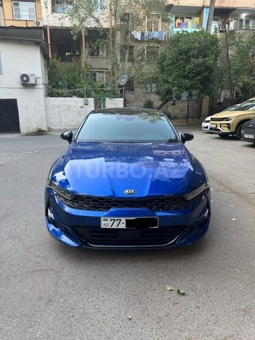 Kia K5-1