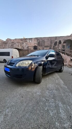 Toyota Corolla-4