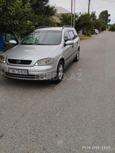 Opel Astra-2
