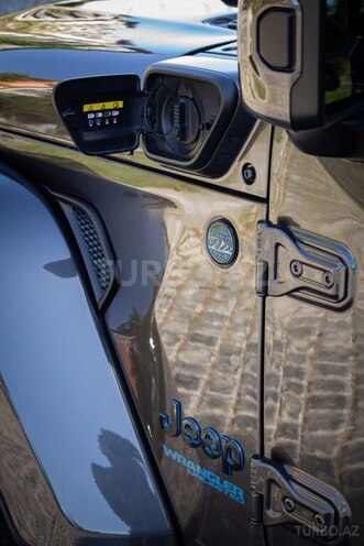 Jeep Wrangler-17