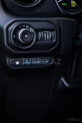 Jeep Wrangler-14