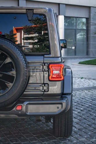 Jeep Wrangler-7