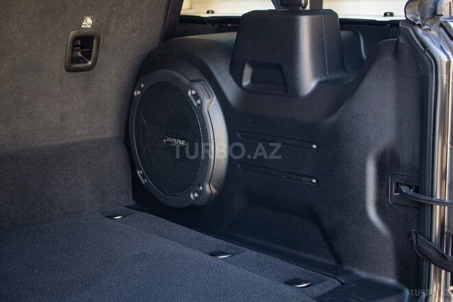 Jeep Wrangler-19