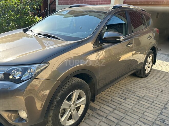 Toyota RAV4-2
