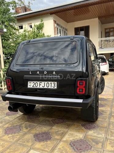 LADA (VAZ) Niva-8