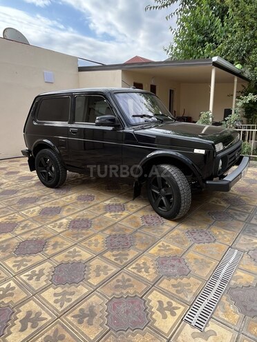 LADA (VAZ) Niva-9