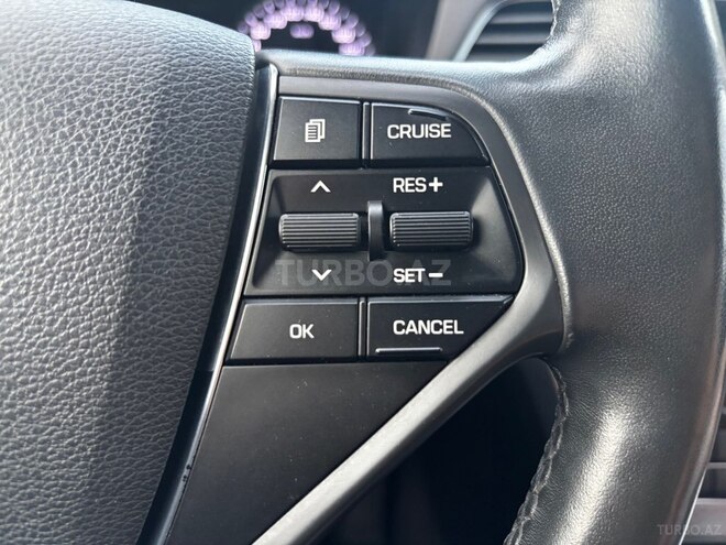Hyundai Sonata-14