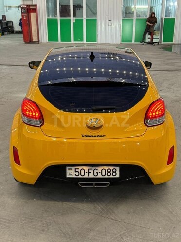 Hyundai Veloster-3