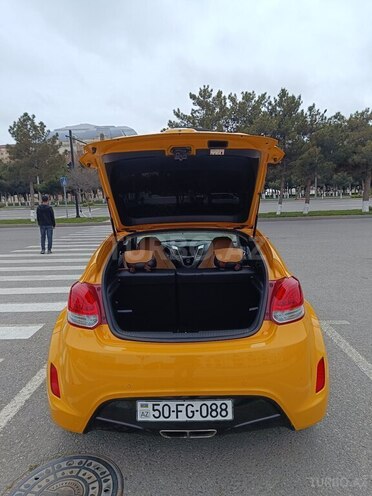 Hyundai Veloster-11