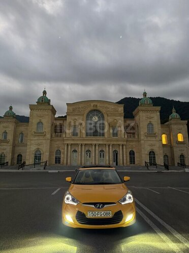Hyundai Veloster-19