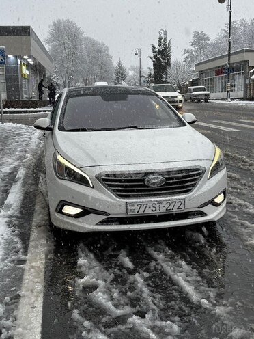 Hyundai Sonata-20
