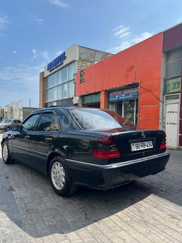 Mercedes C 240-6