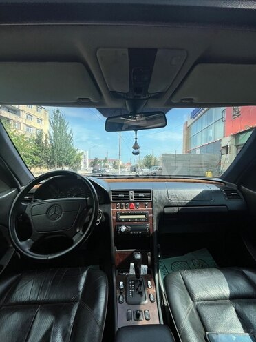Mercedes C 240-8