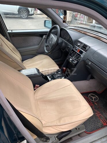 Mercedes C 200-3