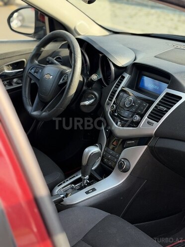 Chevrolet Cruze-8