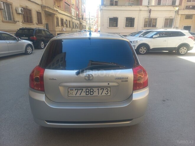 Toyota Corolla-8