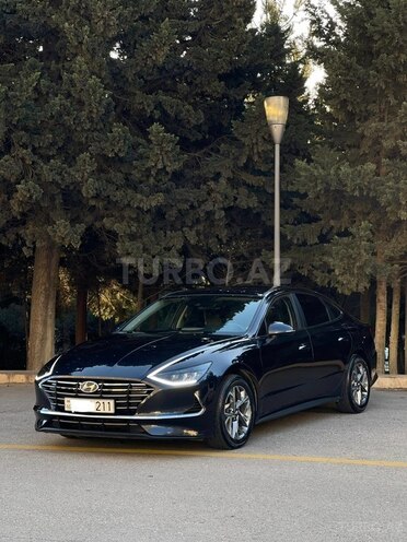 Hyundai Sonata-1