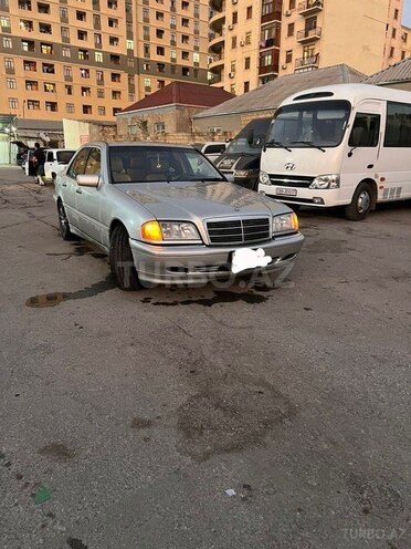 Mercedes C 230-2