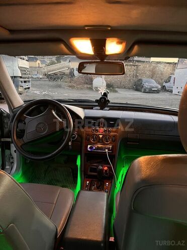 Mercedes C 230-7
