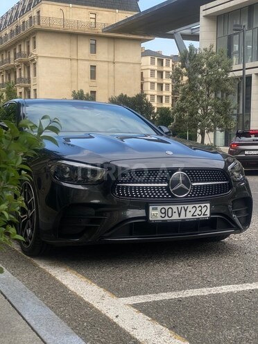 Mercedes E 300-3