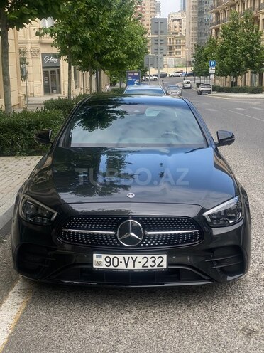 Mercedes E 300-5