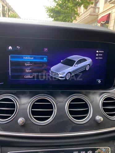 Mercedes E 300-15