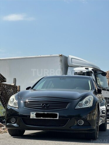 Infiniti G25-3