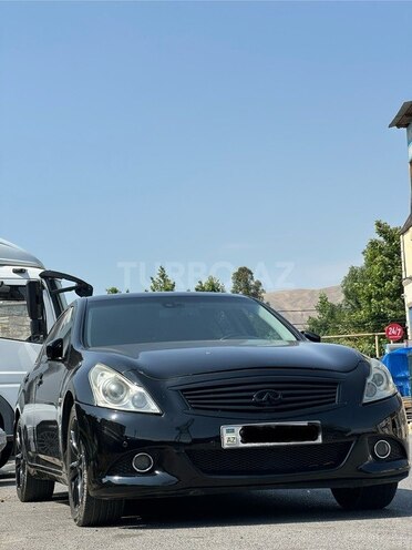 Infiniti G25-6
