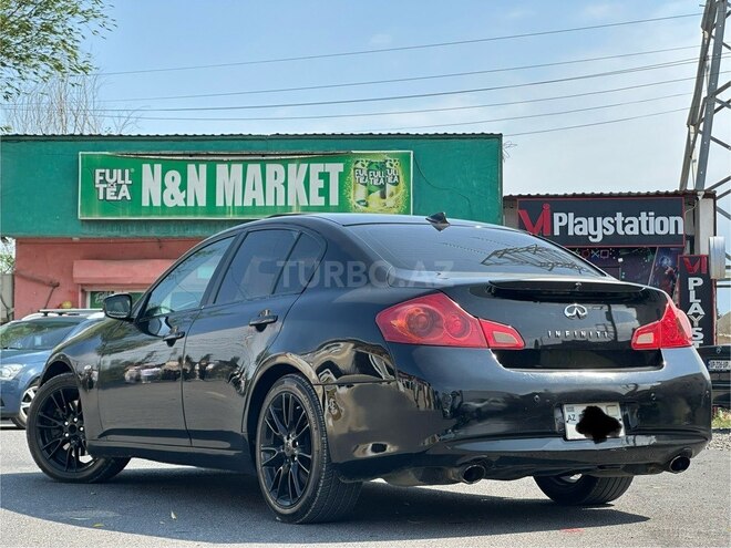 Infiniti G25-2