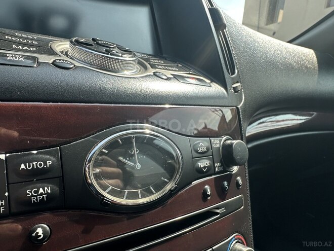 Infiniti G25-11