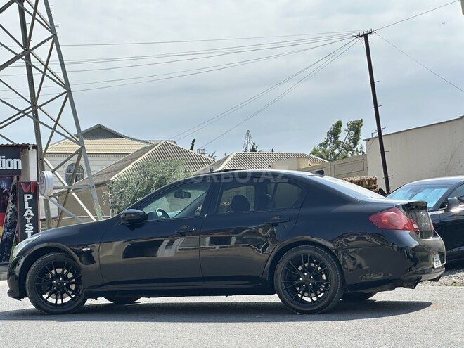 Infiniti G25-4