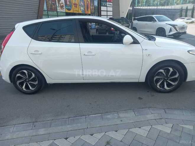 Hyundai i30-8