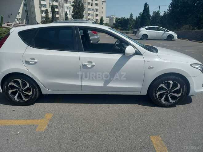 Hyundai i30-2