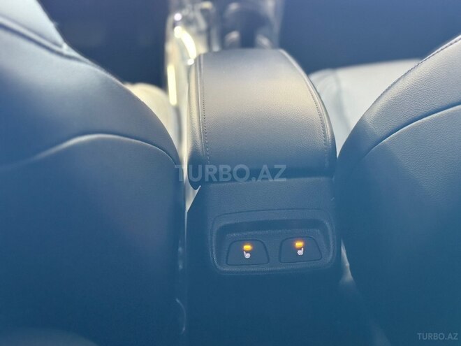 Chevrolet Cruze-18