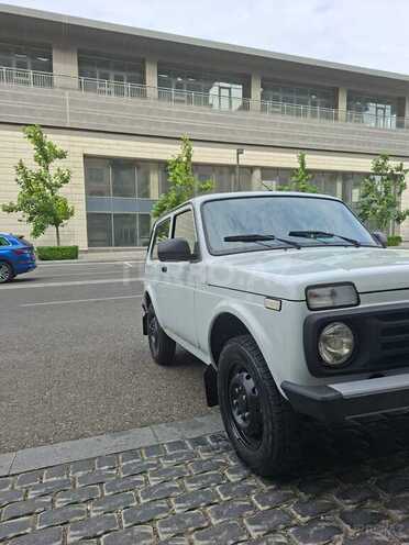 LADA (VAZ) Niva-6