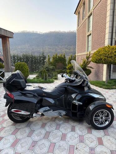 Can-Am Spyder RT-5