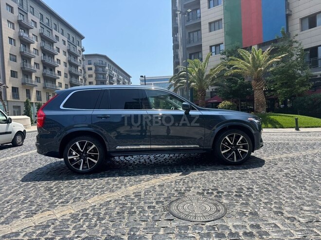 Volvo XC90-4