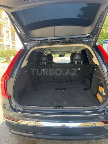 Volvo XC90-9