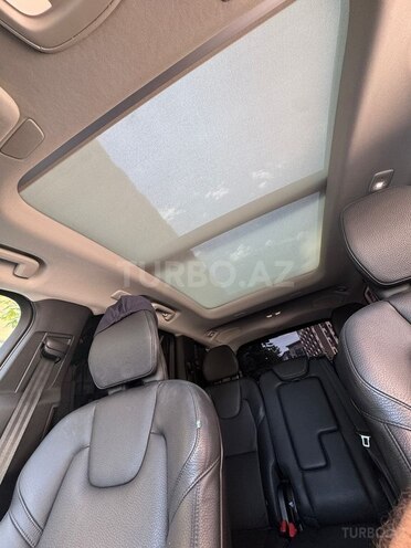 Volvo XC90-21