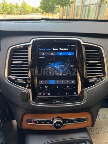 Volvo XC90-14