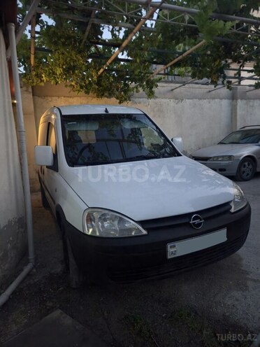 Opel Combo-2