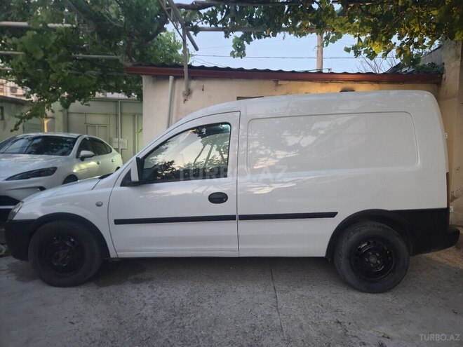 Opel Combo-4